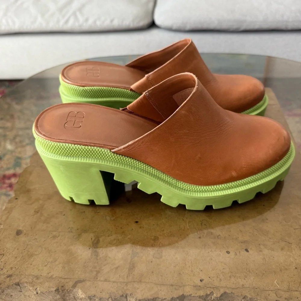 GB End Game Brown Leather Chunky Heel Clogs 7.5 - Picture 1 of 8